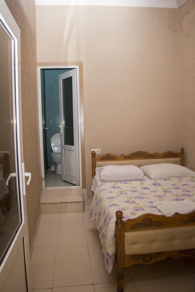 Aratta Hotel Argavand Exteriér fotografie