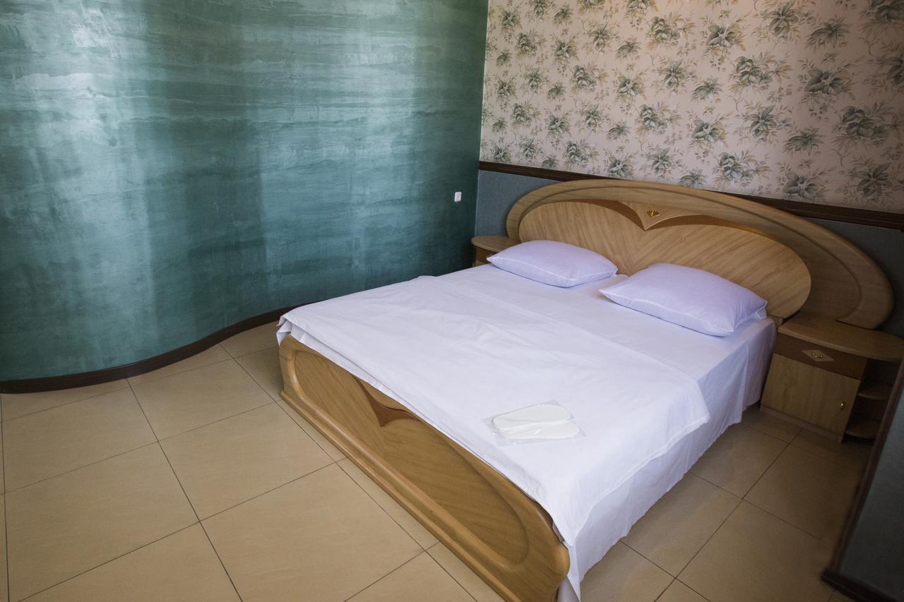 Aratta Hotel Argavand Exteriér fotografie
