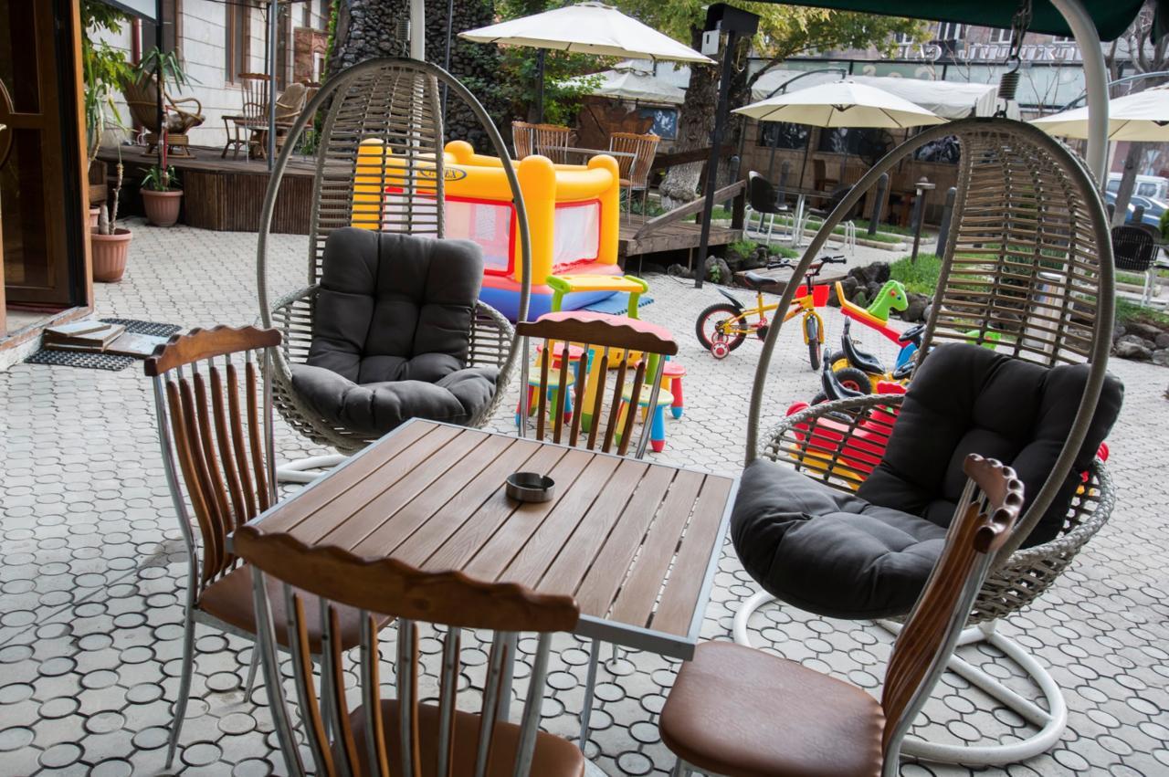 Aratta Hotel Argavand Exteriér fotografie